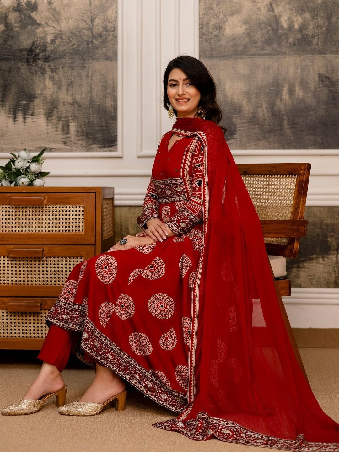 Berrylicious Women Ethnic Motifs Printed Empire Kurta with Trousers & With Dupatta