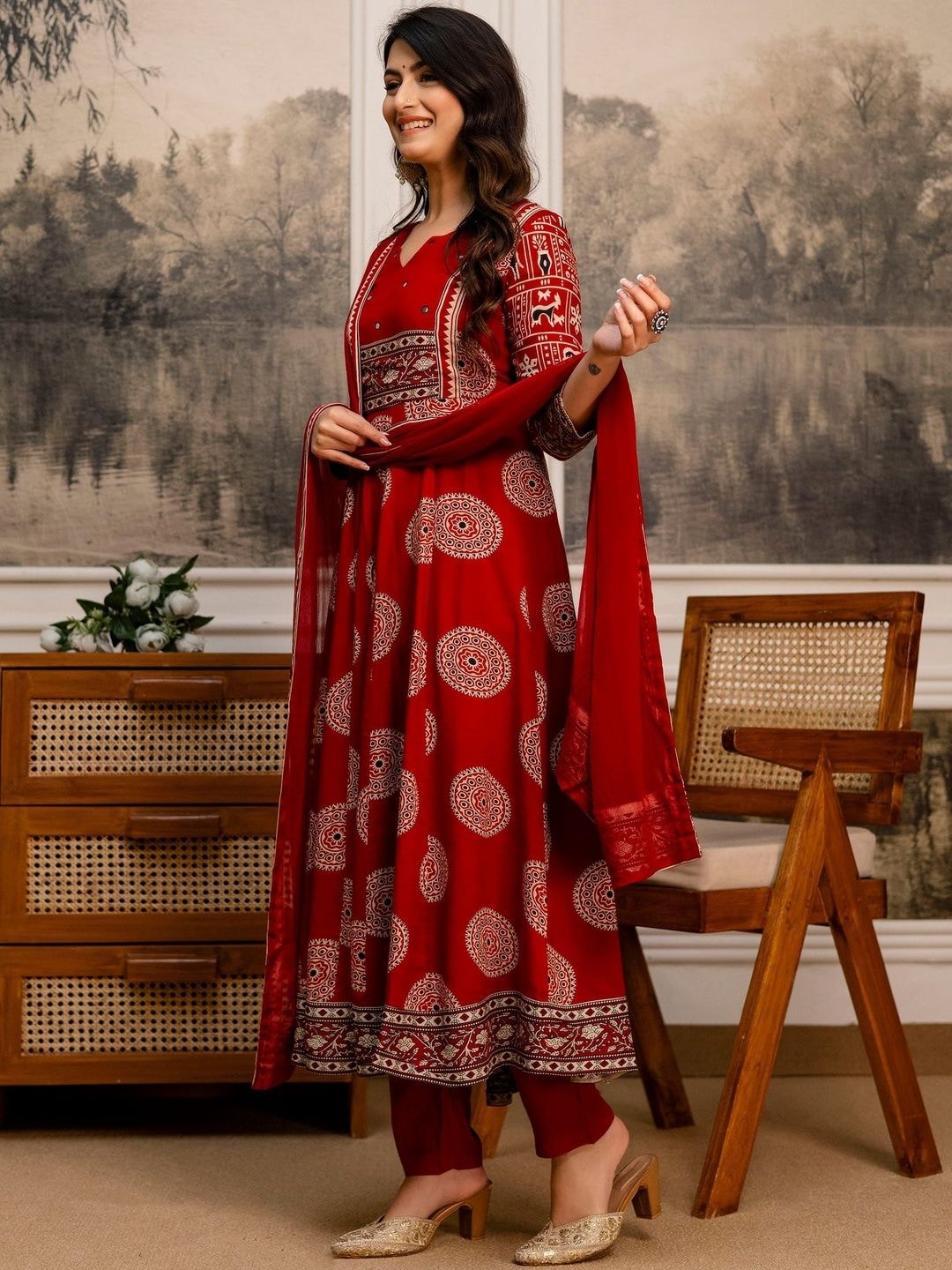 Berrylicious Women Ethnic Motifs Printed Empire Kurta with Trousers & With Dupatta