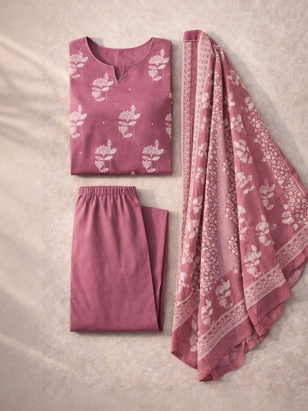 HERE&NOW Women Floral Printed Regular Pure Cotton Kurta with Trousers & With Dupatta