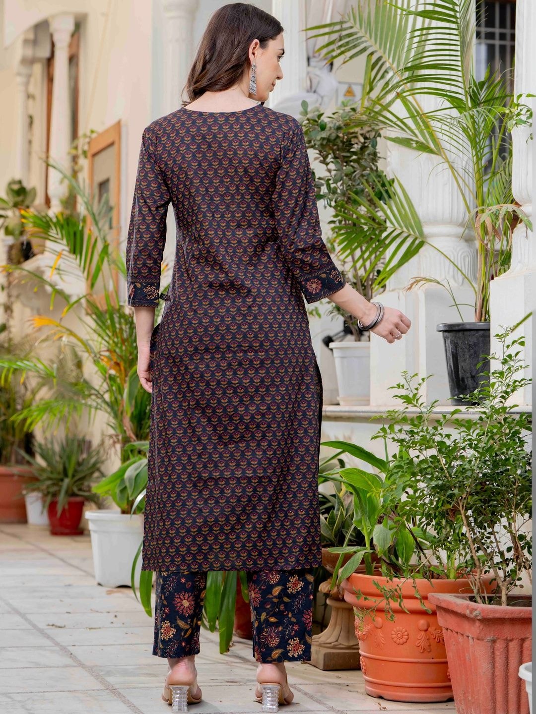 Pistaa Women Ethnic Motifs Printed Regular Pure Cotton Kurta with Trousers & With Dupatta